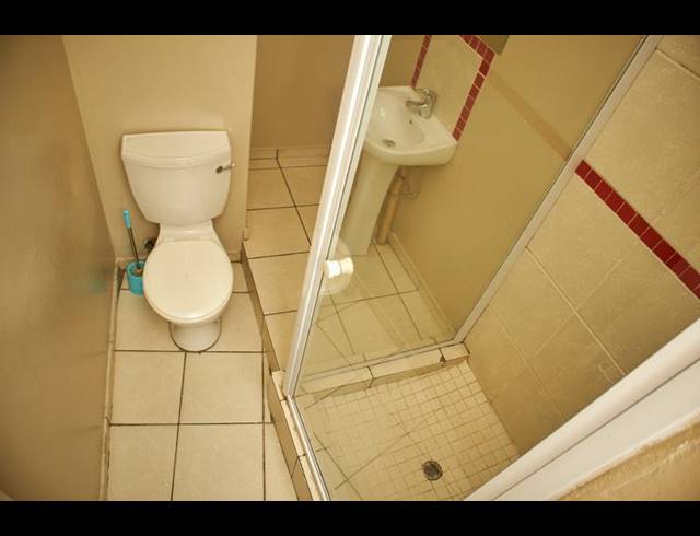 1 BEDROOM PROPERTY TO RENT IN BEREA